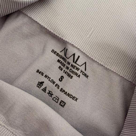 Alala Camo Seamless Legging High Waist Perforated Laser Cut Lilac Size Small - Picture 9 of 16